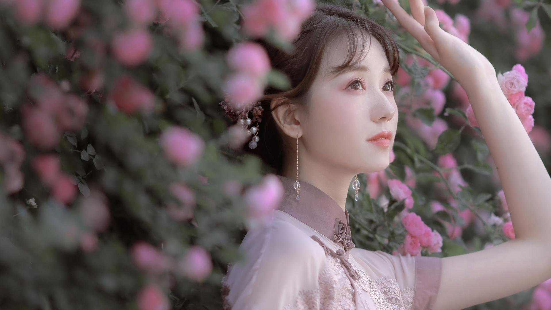 九游jiuyou-赫塔菲球员深情庆祝，胜利背后有故事，赫塔菲比赛聚胜顽球汇